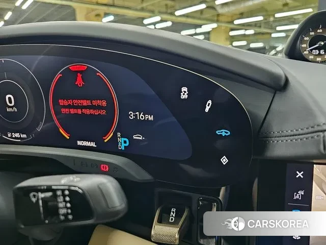 Porsche Taycan id 3186014 из Кореи 19