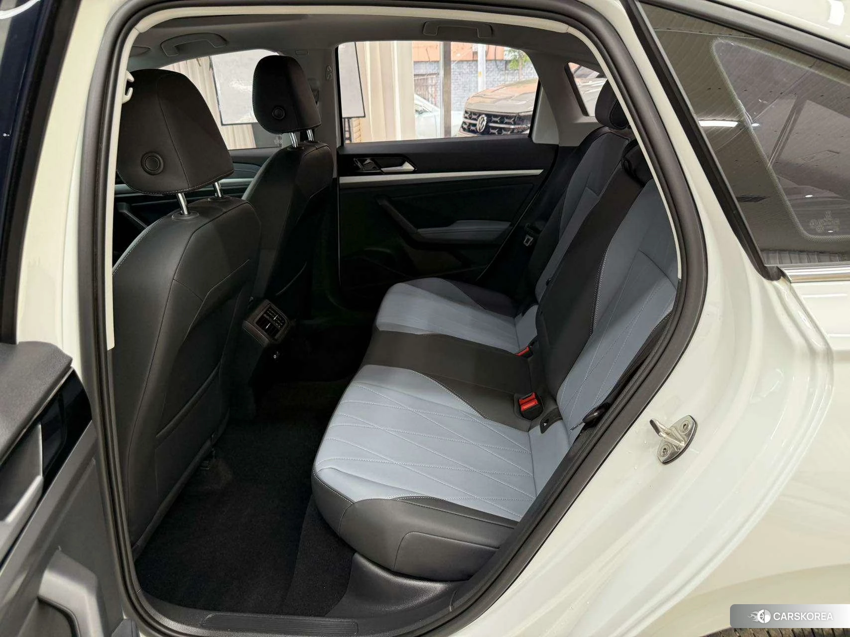 Volkswagen Lavida id 4504701 из Китая 22