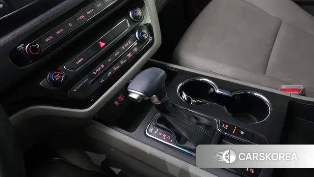 Kia The New Carnival id 3563185 из Кореи 19