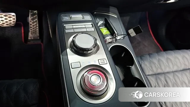 Genesis GV70 id 2905364 из Кореи 19