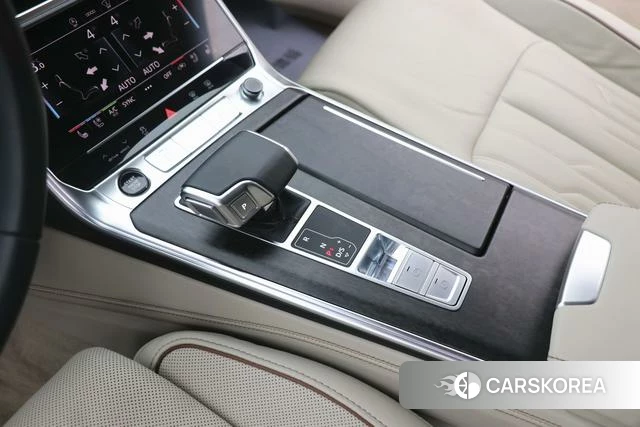 Audi A6L id 4278830 из Китая 31