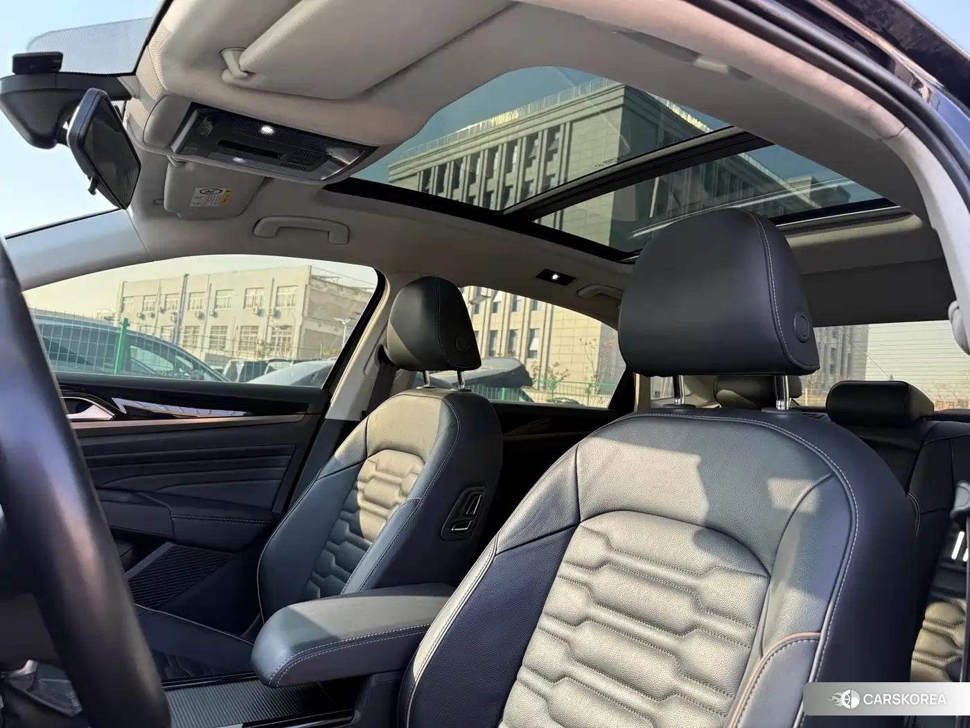 Volkswagen Passat id 4546533 из Китая 31