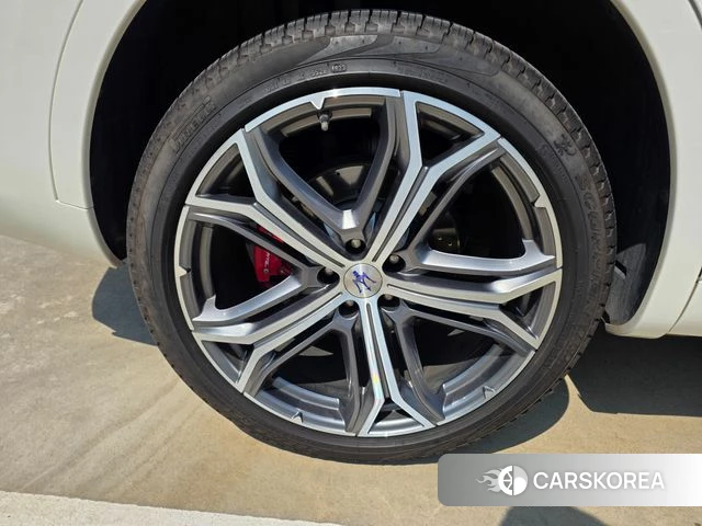 Maserati Levante id 4317740 из Кореи 17