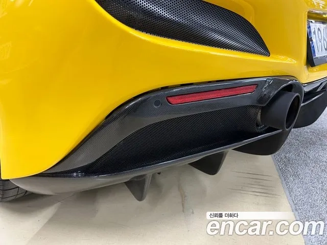 Ferrari F8 Spider id 2874482 из Кореи 18