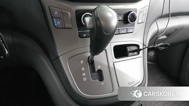 Hyundai The New Grand Starex id 3955722 из Кореи 19