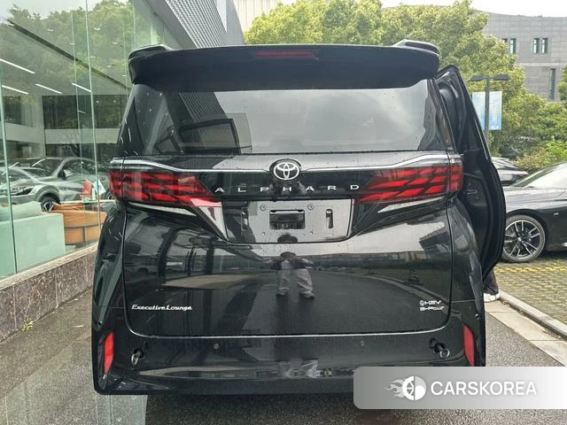 Toyota Elfa id 4272164 из Китая 10