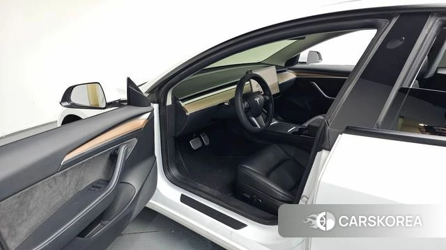 Tesla Model 3 id 4682612 из Кореи 32