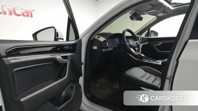Volkswagen Touareg 3rd generation id 4735462 из Кореи 35