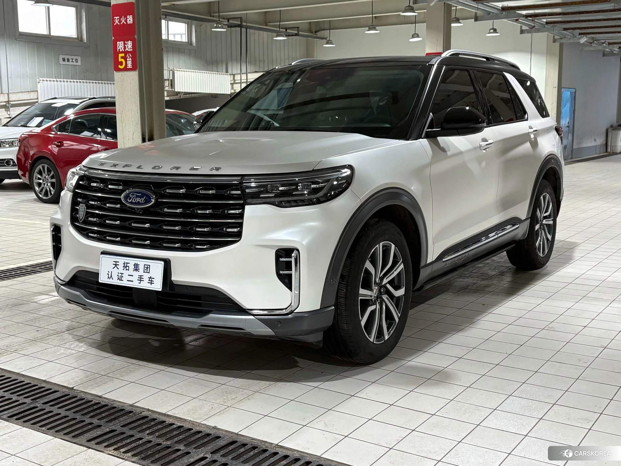 Ford Explorer id 4485481 из Китая 10