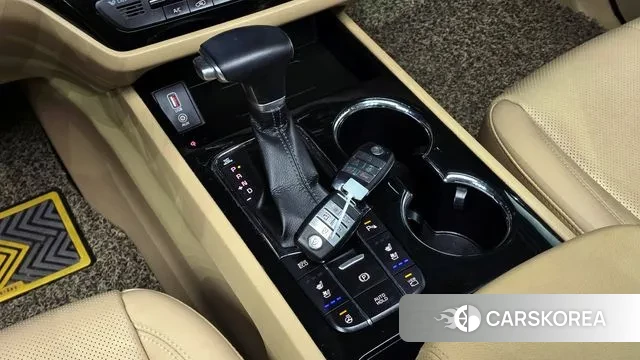 Kia The New Carnival id 3687349 из Кореи 19