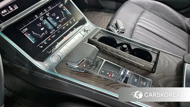 Audi A6 (C8) id 3095619 из Кореи 19