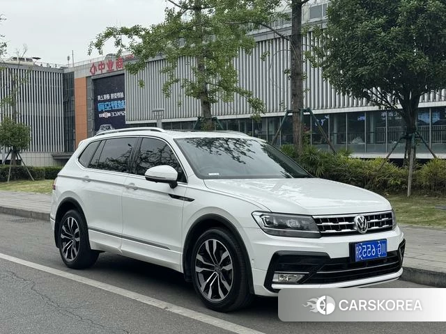 Volkswagen Tiguan L id 4278672 из Китая 9