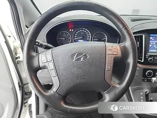 Hyundai The New Grand Starex id 3661599 из Кореи 17