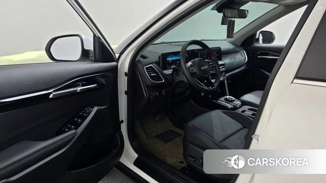 Kia The New Seltos id 4762328 из Кореи 32