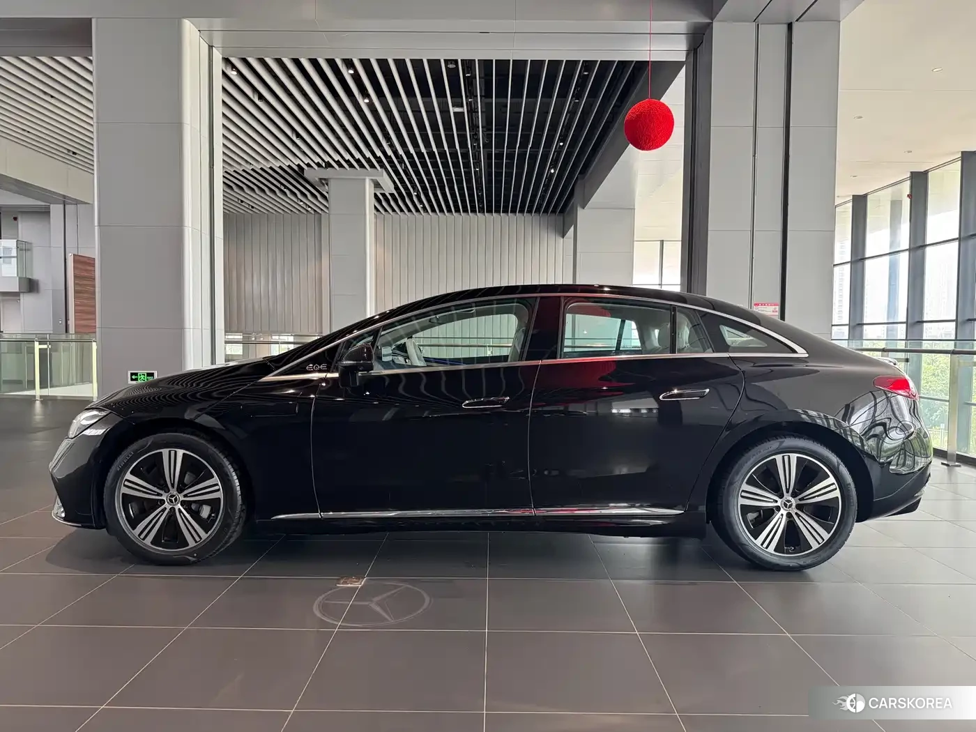 Mercedes-Benz EQE id 4576395 из Китая 9