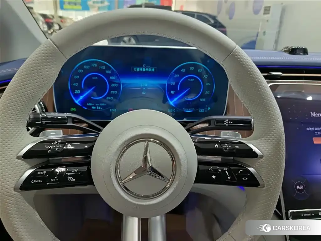 Mercedes-Benz EQE id 4545855 из Китая 14