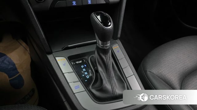 Hyundai Avante AD id 3886612 из Кореи 19