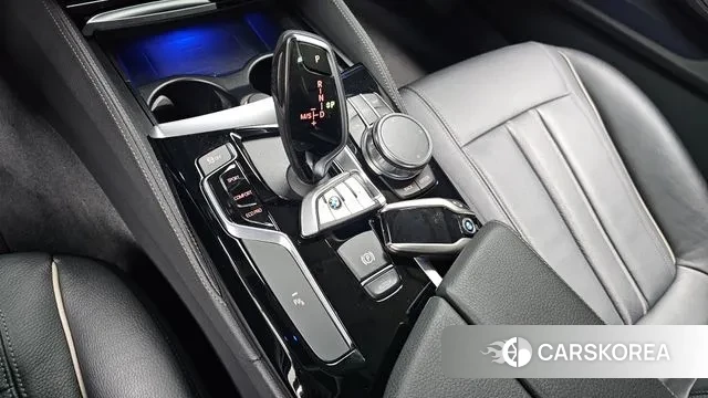 BMW 5 Series (G30) id 3573661 из Кореи 19