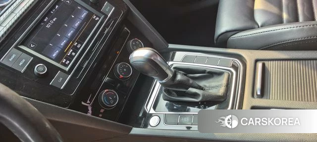 Volkswagen Magotan id 4218217 из Китая 14