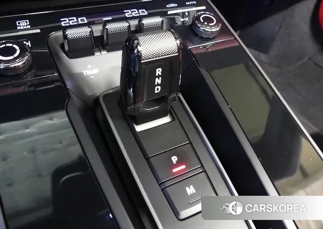 Porsche 911(992) id 3614822 из Кореи 19