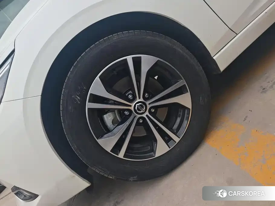 Nissan Sylphy id 4674408 из Китая 15
