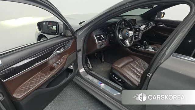 BMW 7 Series (G11) id 4683511 из Кореи 35
