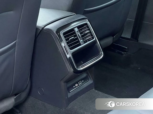 Volkswagen Passat id 4263085 из Китая 13
