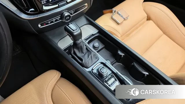 Volvo V60 Cross-Country 2nd Generation id 3095795 из Кореи 19