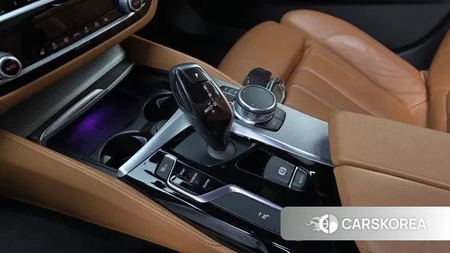 BMW 5 Series (G30) id 3369057 из Кореи 19