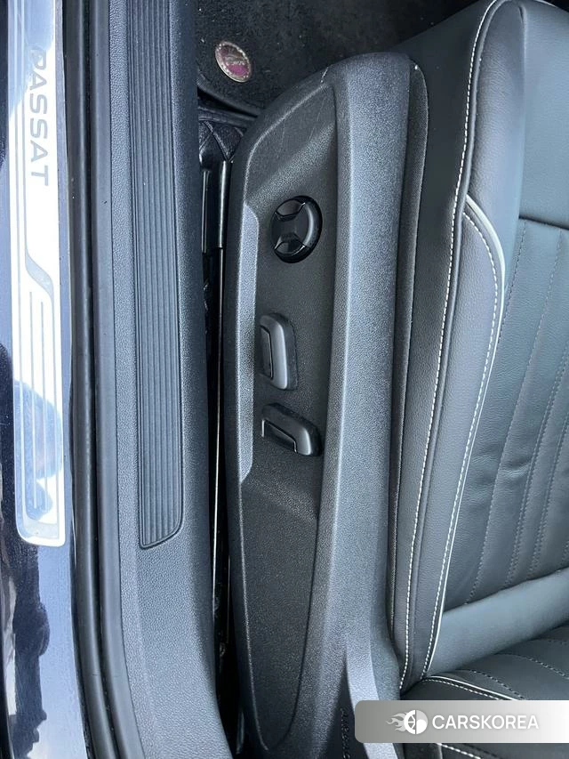 Volkswagen Passat id 4278616 из Китая 13