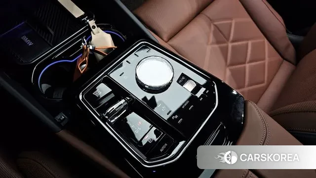 BMW 5 Series (G60) id 3732492 из Кореи 19