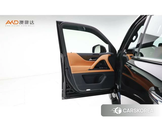 Lexus LX id 4301798 из Китая 9