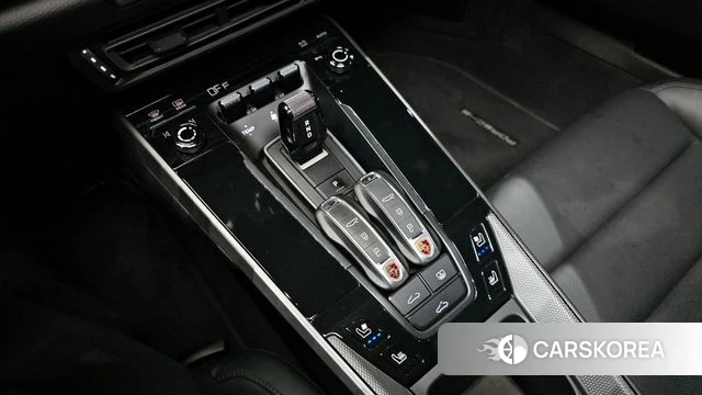 Porsche 911(992) id 4416277 из Кореи 33