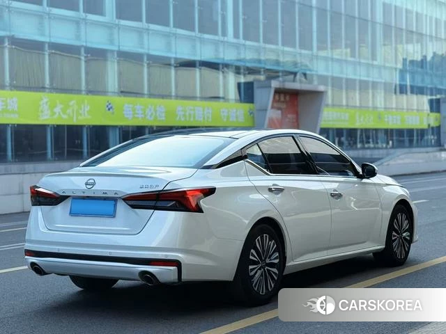Nissan Teana id 4273075 из Китая 9