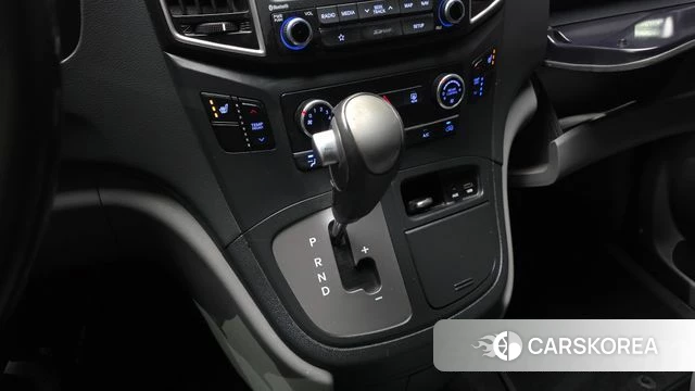 Hyundai The New Grand Starex id 4447776 из Кореи 19