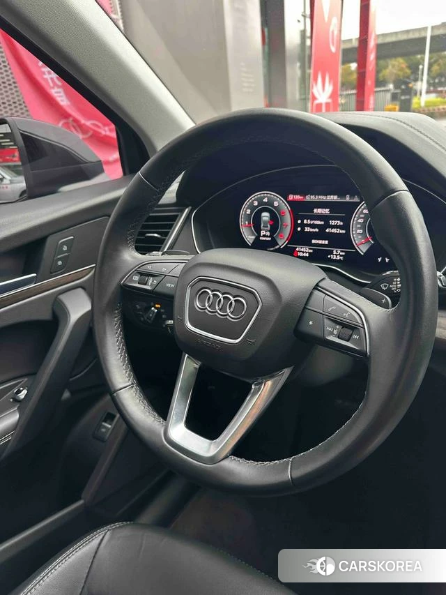 Audi Q5L id 3856107 из Китая 20