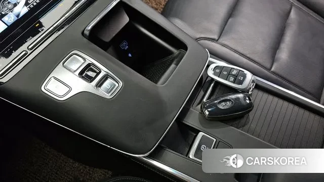 Hyundai The New Grandeur IG id 3432342 из Кореи 19