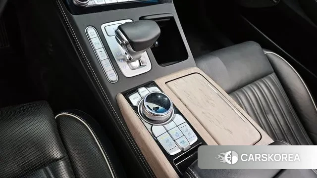 Genesis G90 id 3607730 из Кореи 19