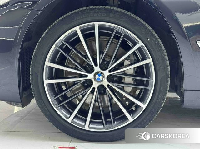 BMW 5 series id 4209878 из Китая 17