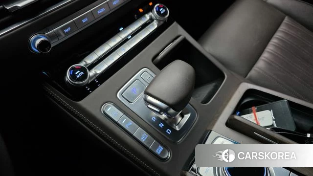 Genesis G90 id 3936168 из Кореи 19