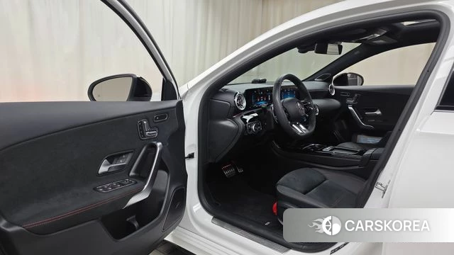 Mercedes-Benz A-Class W177 id 4571103 из Кореи 31