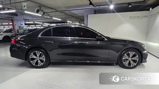 Mercedes-Benz E-Class W214 id 3614394 из Кореи 19