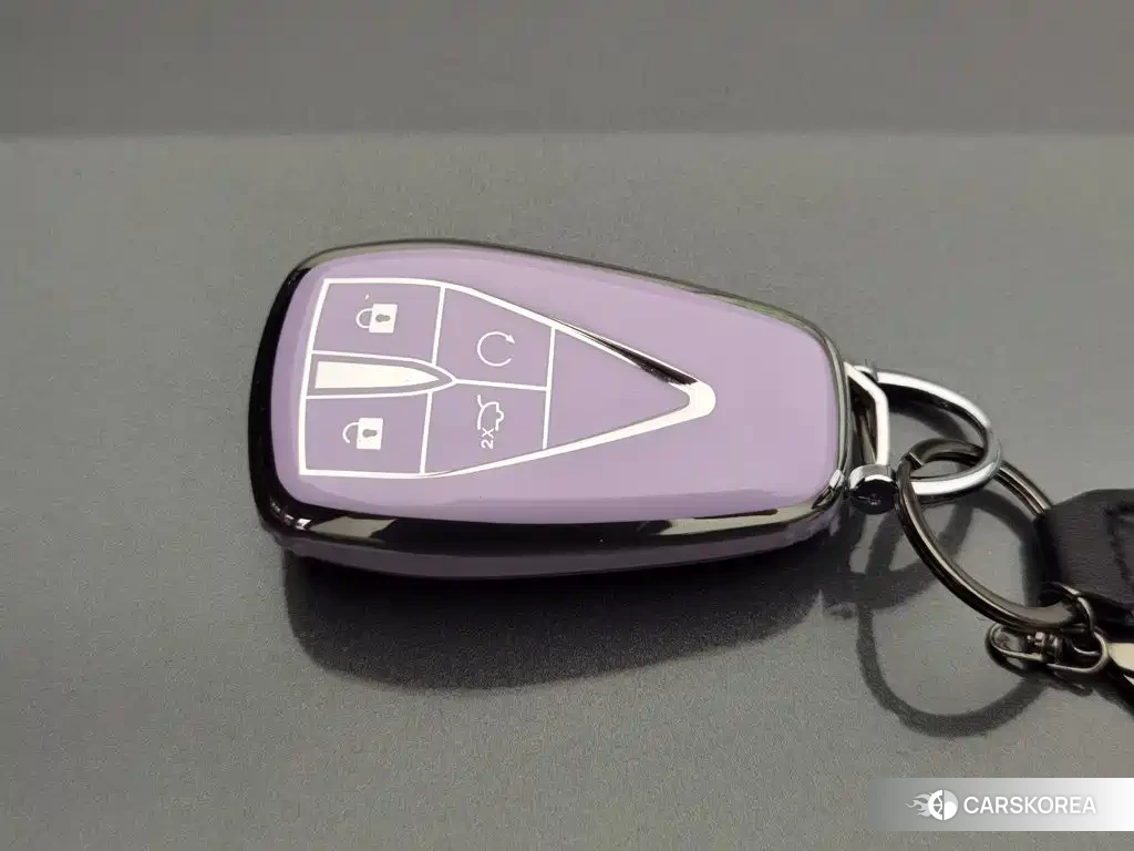 Chang'an UNI-V id 4653784 из Китая 23
