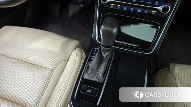 Hyundai Grandeur IG id 3226810 из Кореи 19