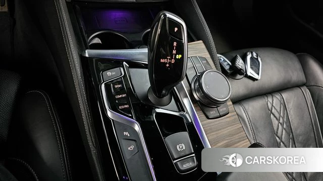 BMW 5 Series (G30) id 4233210 из Кореи 33