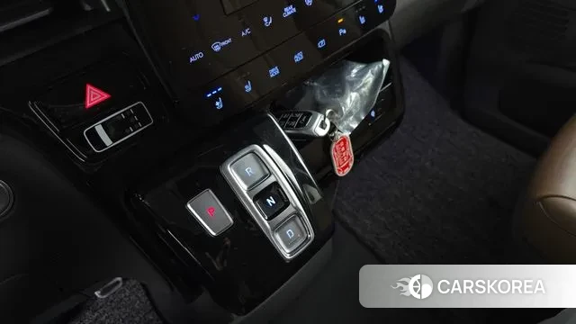 Hyundai Staria id 3545349 из Кореи 19