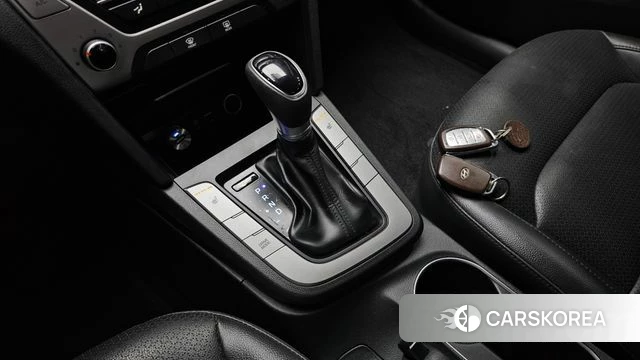 Hyundai Avante AD id 4610419 из Кореи 29