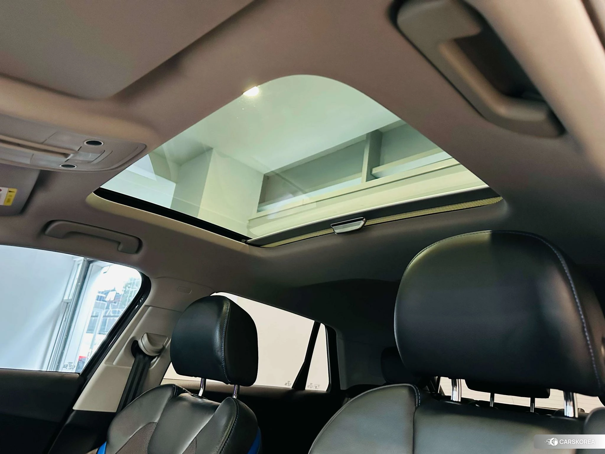 Audi Q2L id 4479346 из Китая 15