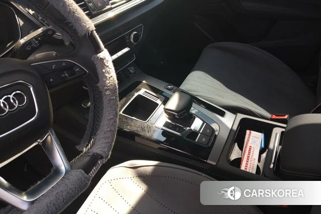 Audi Q5L id 4314584 из Китая 16