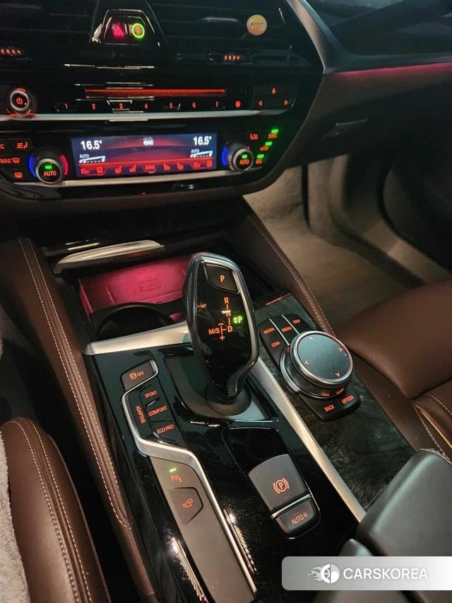 BMW 5 Series (G30) id 3796252 из Кореи 14